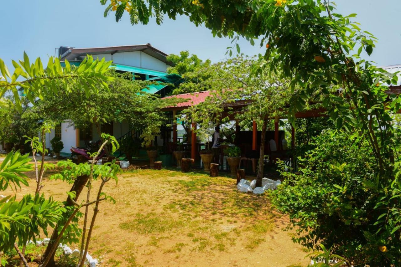Sunntop Cabana Trincomalee Exterior photo