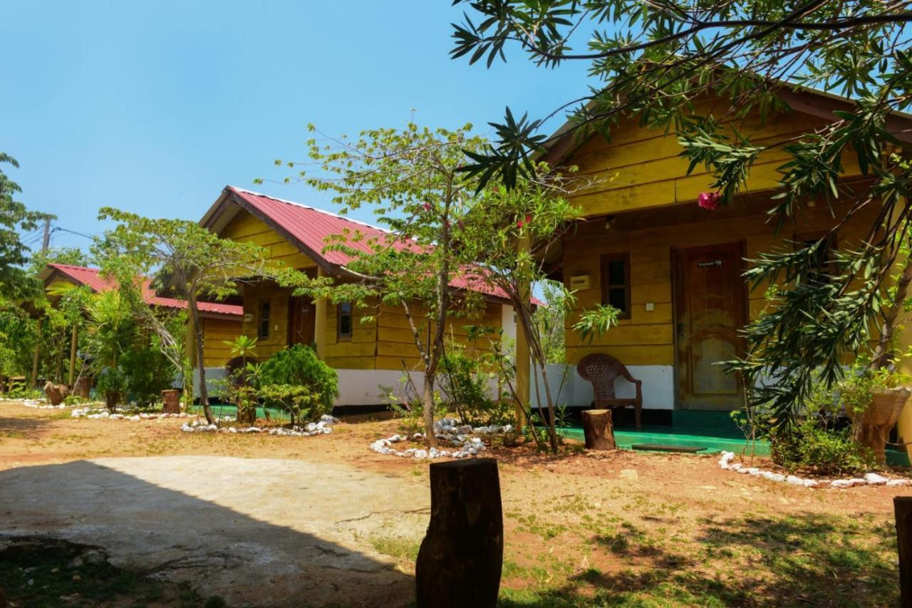 Sunntop Cabana Trincomalee Exterior photo